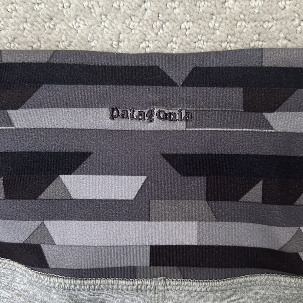 Patagonia crop leggings - Picture 3 of 5